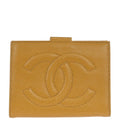 Chanel 1996-1997 Bifold Wallet Purse Beige Caviar Skin