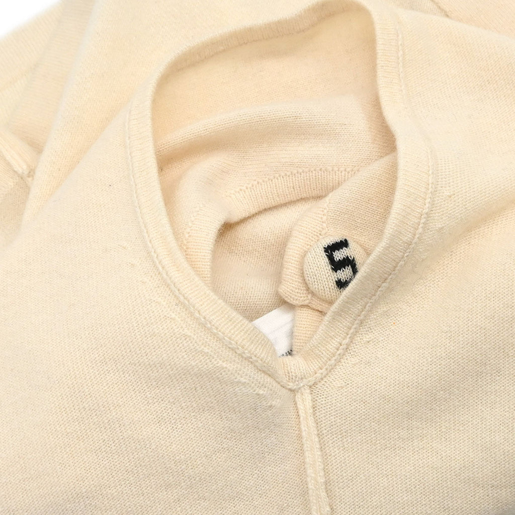 Chanel 2002 Sleeveless Knit Top Ivory #38