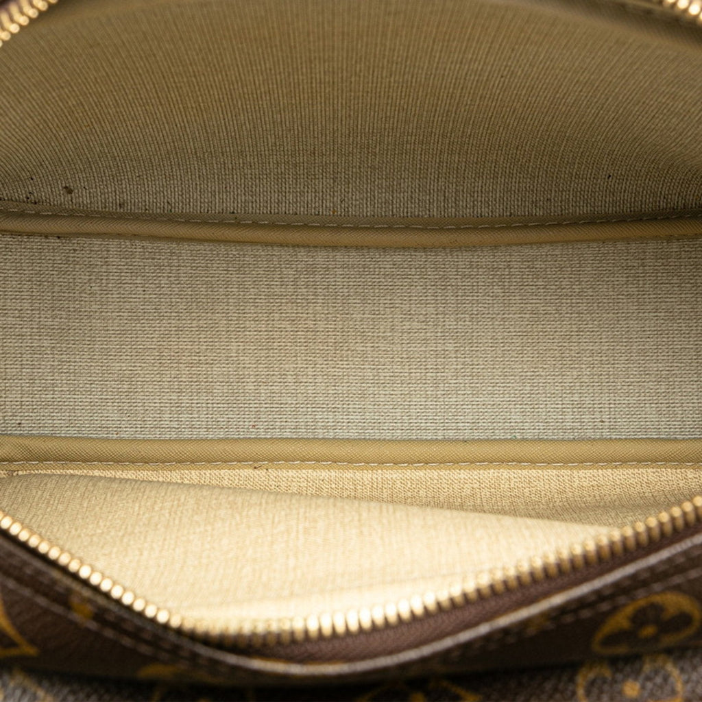 LOUIS VUITTON Reporter pm Shoulder Bag