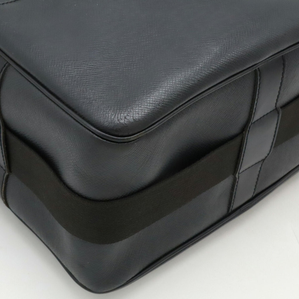 LOUIS VUITTON Reporter Shoulder Bag