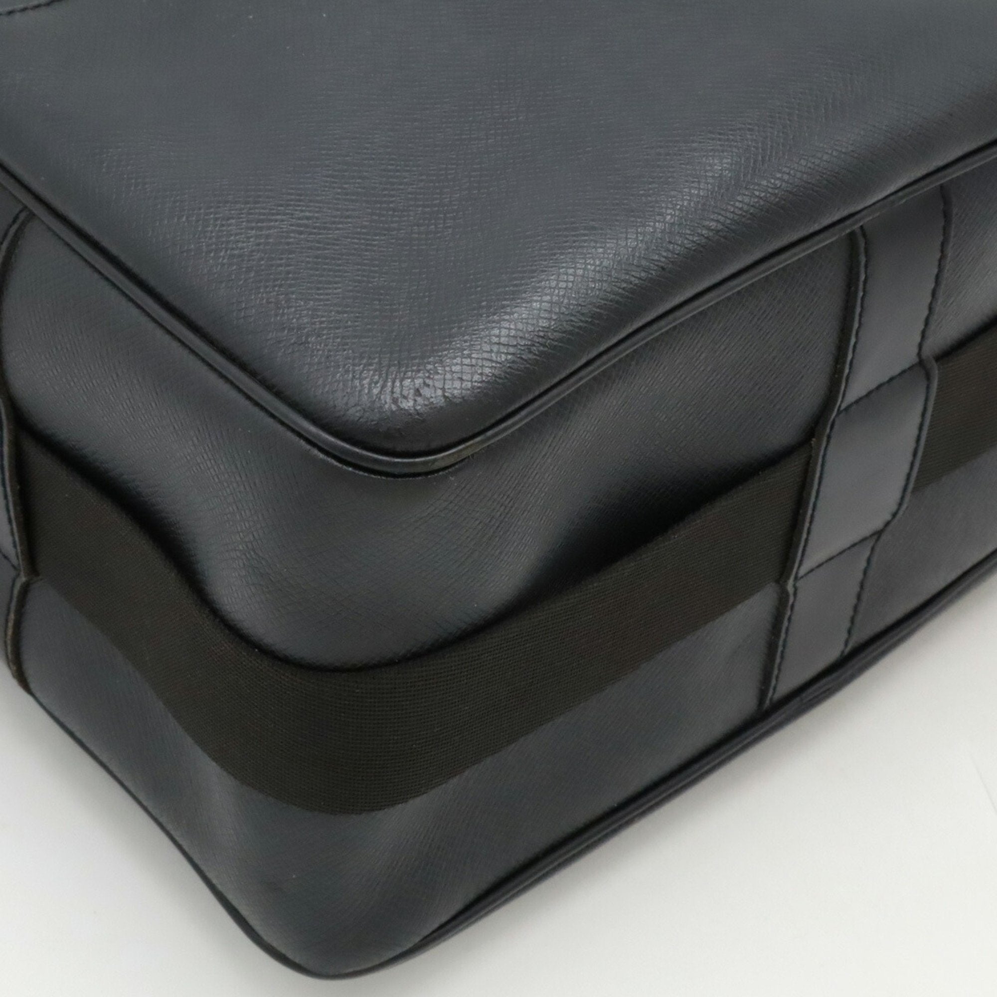 LOUIS VUITTON Reporter Shoulder Bag