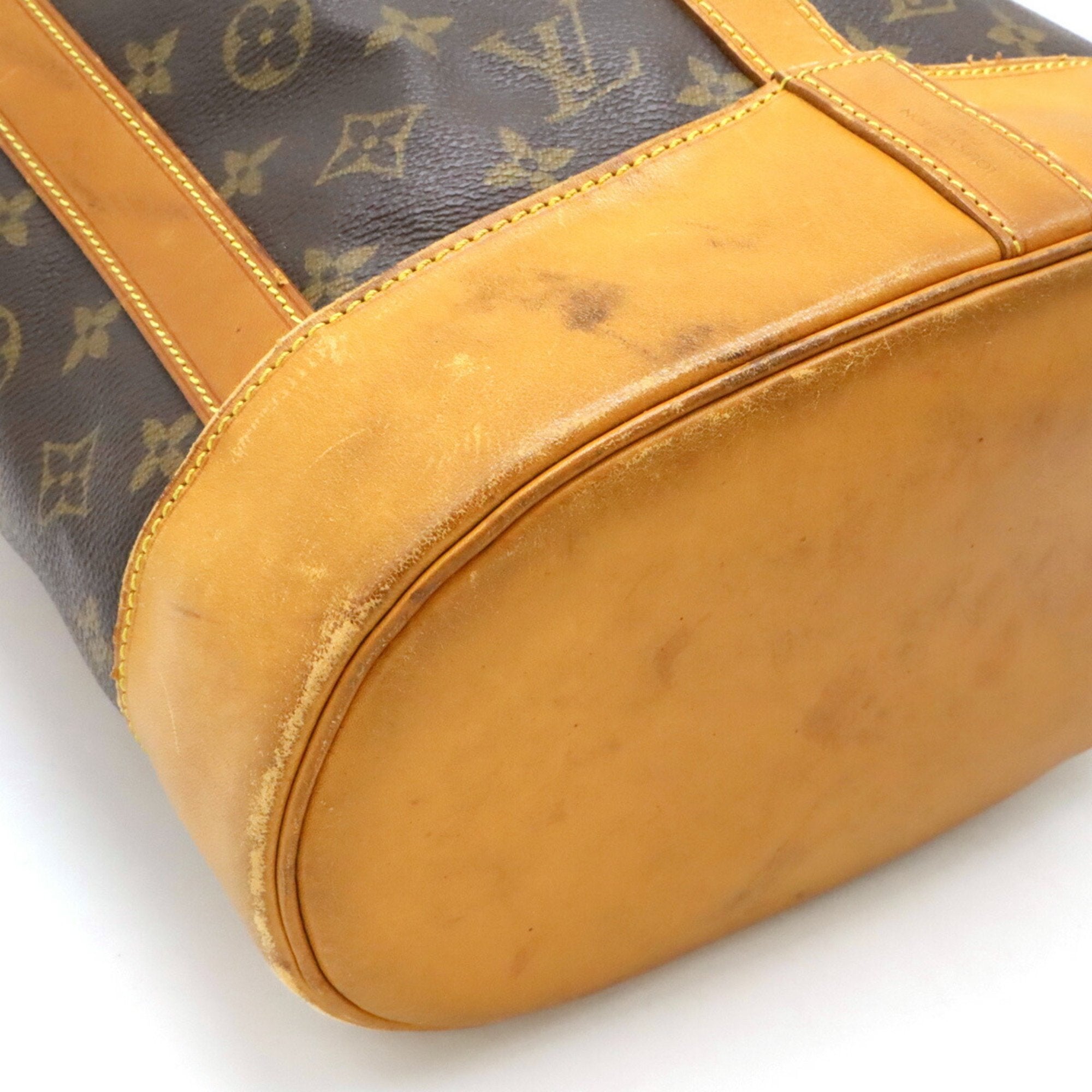 LOUIS VUITTON Randonnee Shoulder Bag
