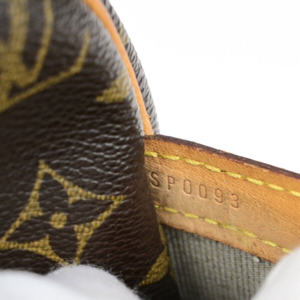 LOUIS VUITTON Reporter pm Shoulder Bag