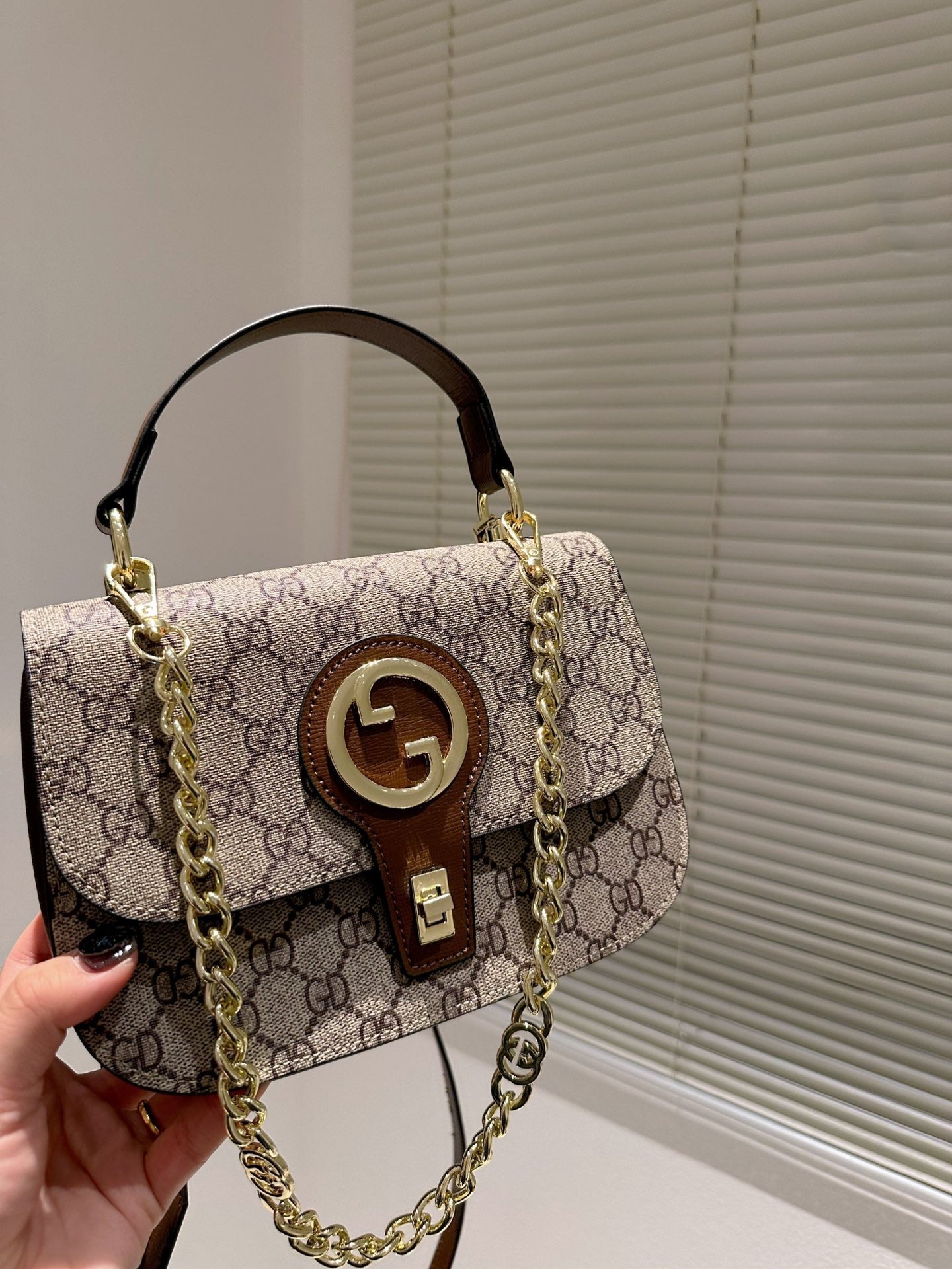 LB - New 1:1 rep  Bags Gucci 526