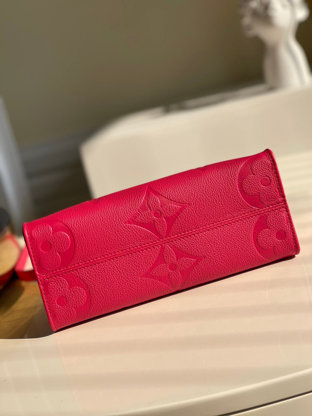 Louis Vuitton OnTheGo PM Tote Bag Monogram Empreinte Rosy For Women, Women’s Handbags, Shoulder And Crossbody Bags 9.8in/25cm Louis Vuitton M45660
