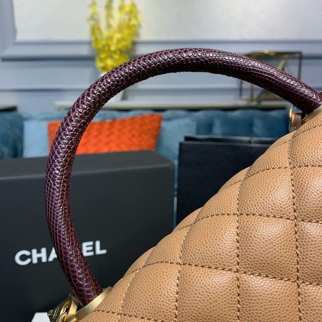 ChanelLarge Flap Bag With Top Handle Light Brown For Women, Women’s Handbags, Shoulder And Crossbody Bags 11in/28cm A92991