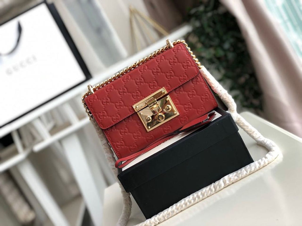 Padlock Small Signature Shoulder Bag Red Glamissima For Women 7.9in/20cm 409487