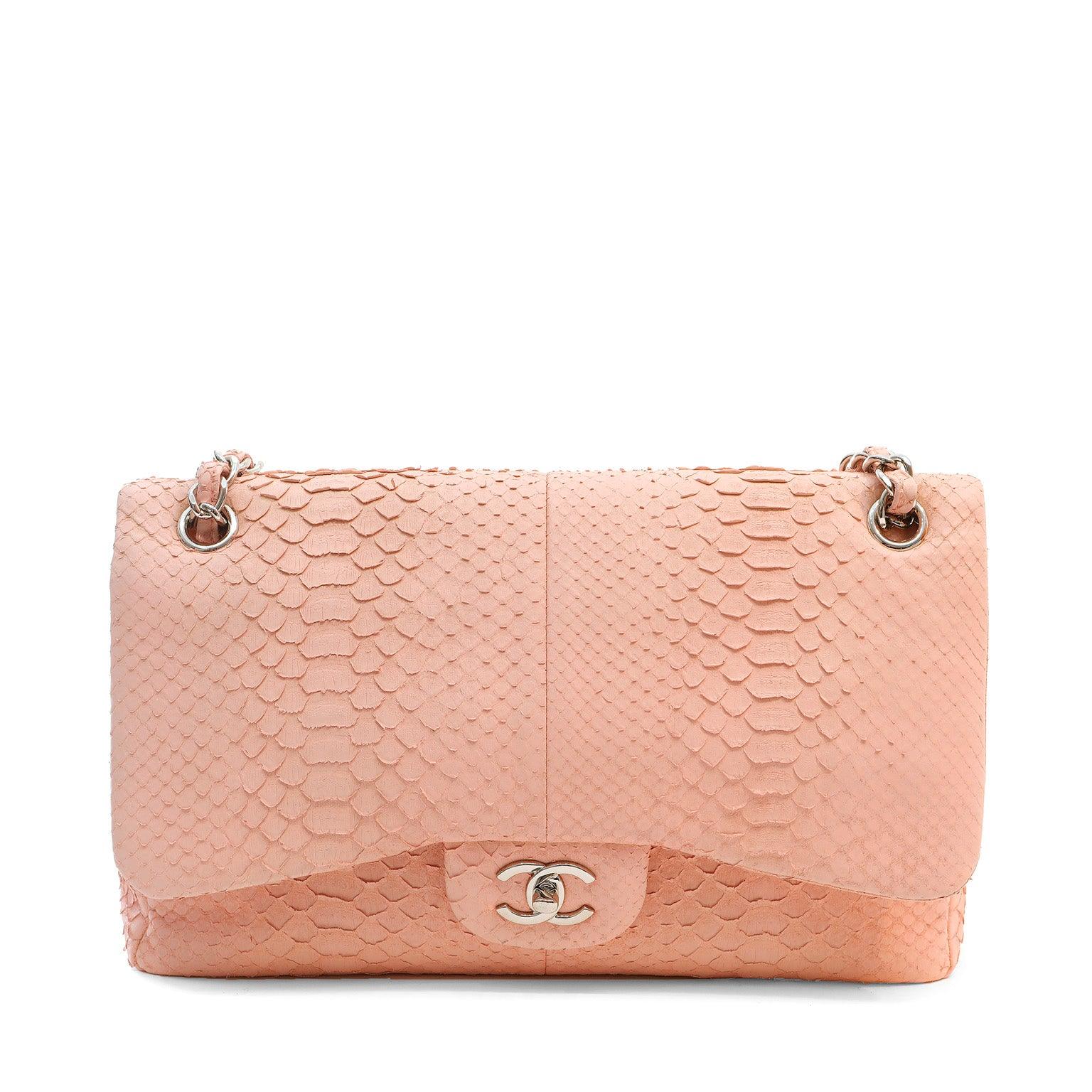 Chanel BuBurberrylegum Pink Python Jumbo Classic w/ SiLouis Vuittoner Hardware
