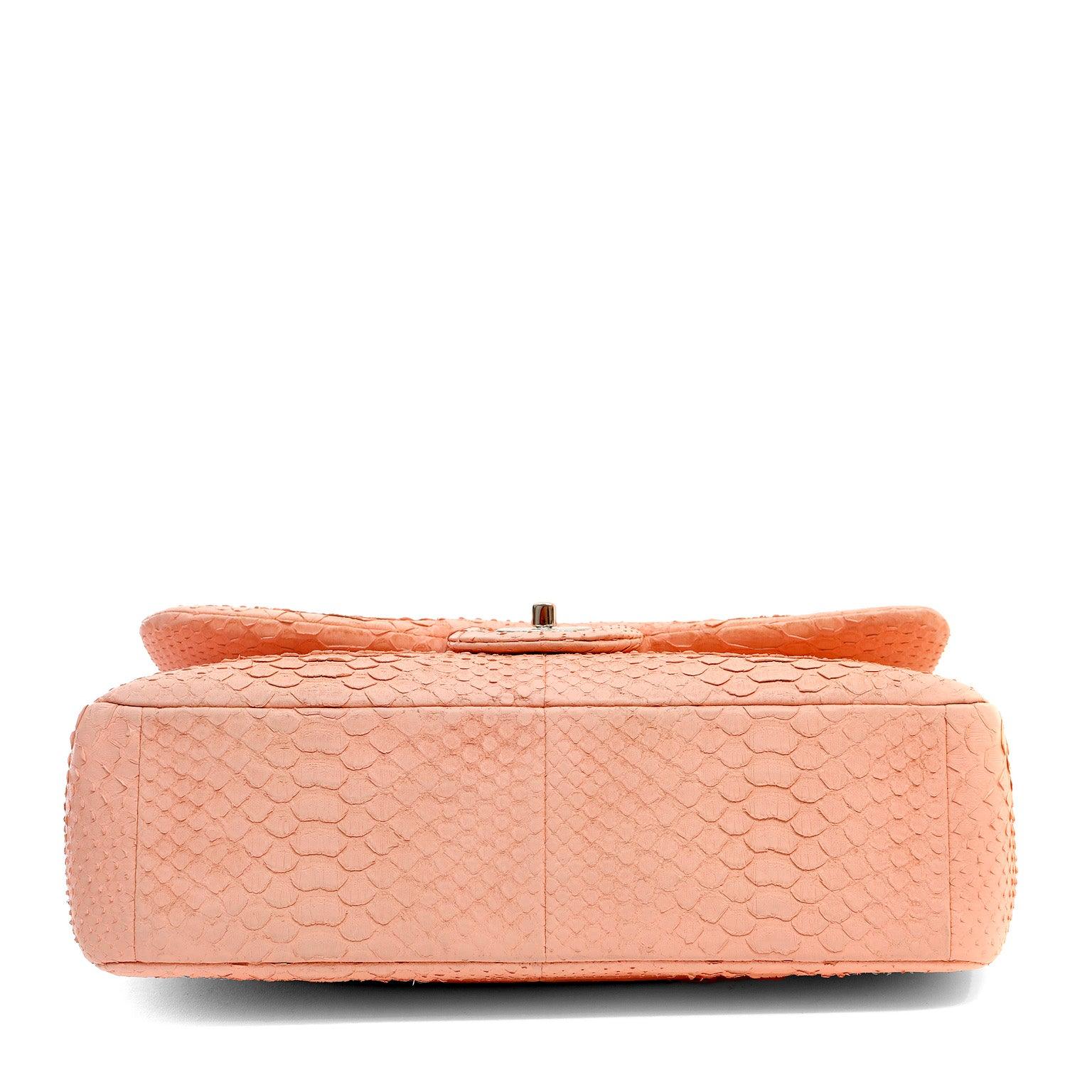 Chanel BuBurberrylegum Pink Python Jumbo Classic w/ SiLouis Vuittoner Hardware