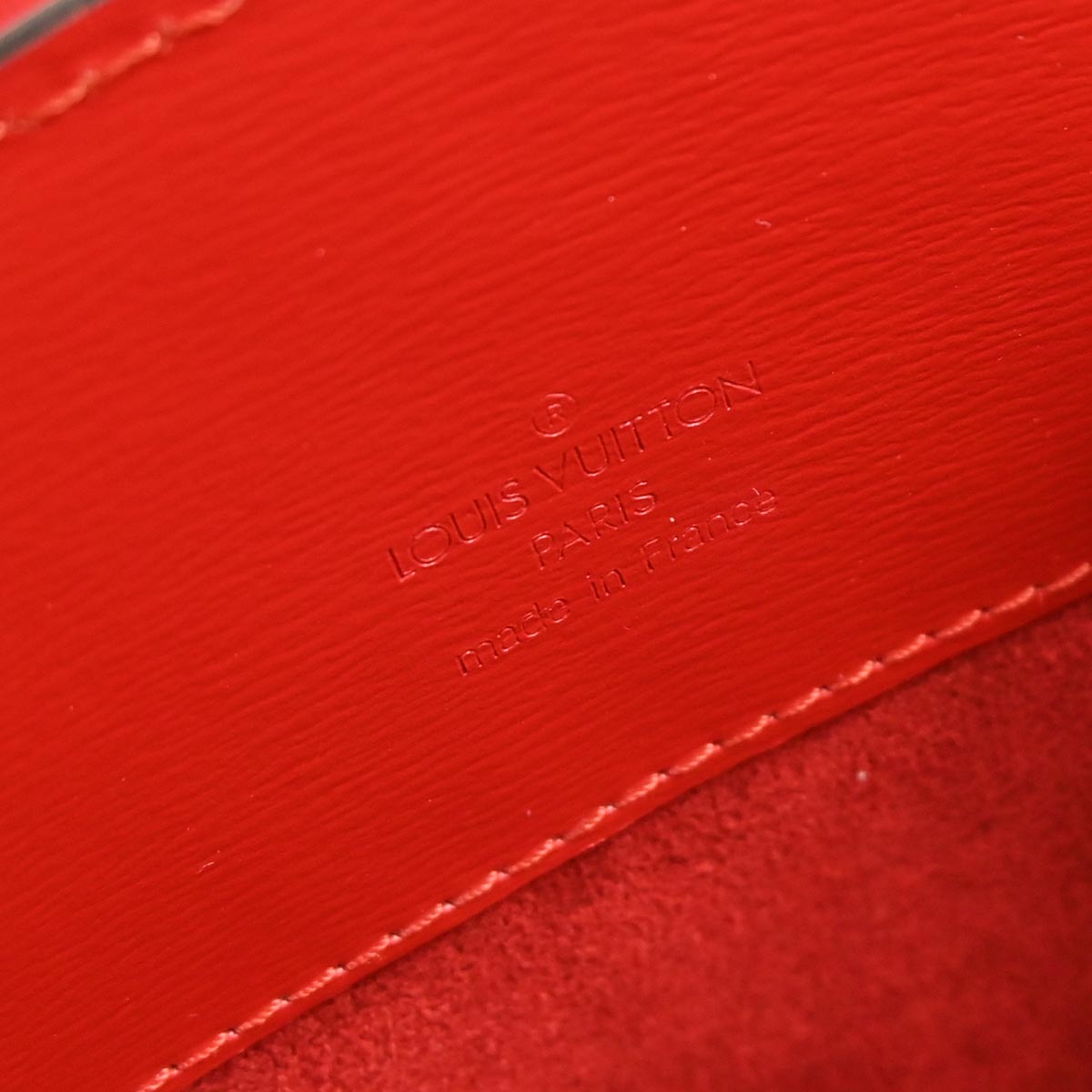 Louis Vuitton 1996 Red Epi Cluny Shoulder Bag M52257