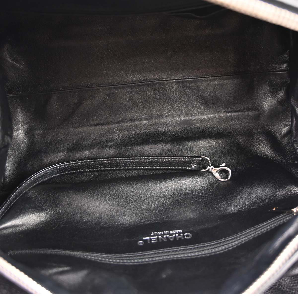 Chanel 2006-2008 Black Caviar Skin Handbag