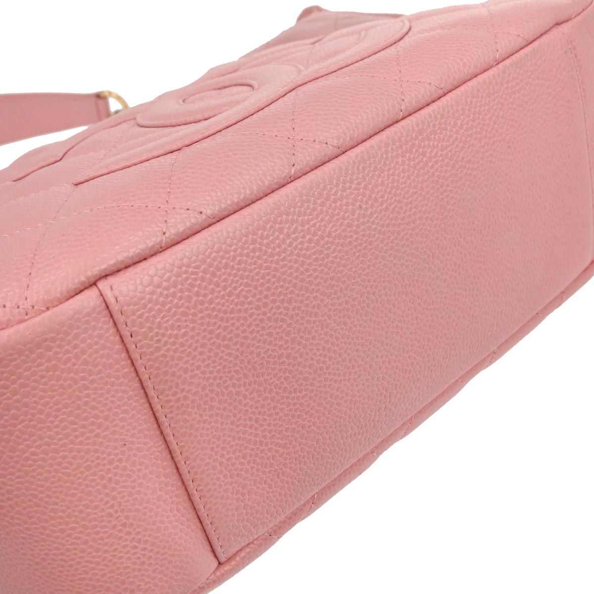 Chanel 2003-2004 Pink Caviar Skin Hobo Handbag