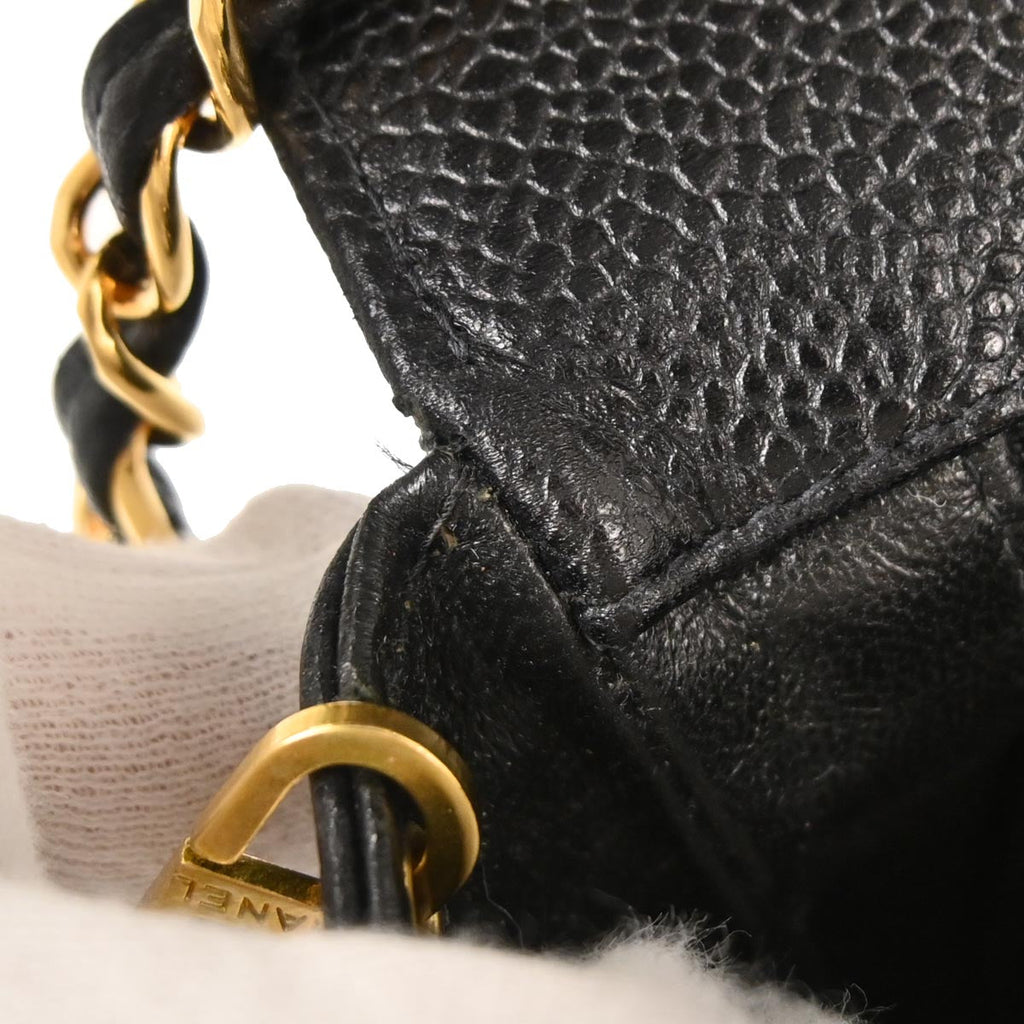 Chanel 1994-1996 Black Caviar Skin Medium Diana Shoulder Bag