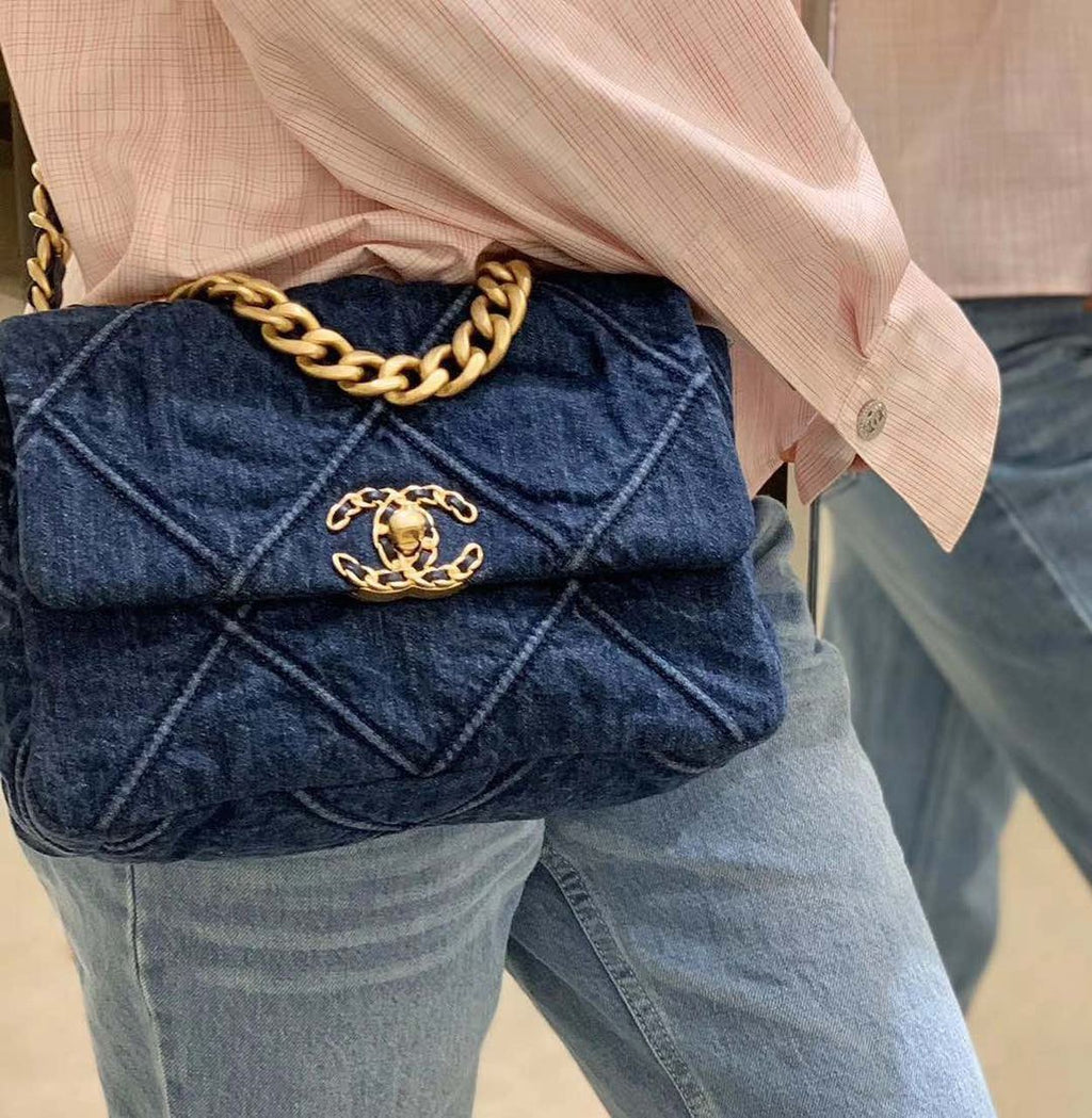 Chanel 19 Handbag Denim Blue For Women GlamIap Bag, Shoulder And Crossbody Bags 10.1in/26cm AS1160 B02876 N6832