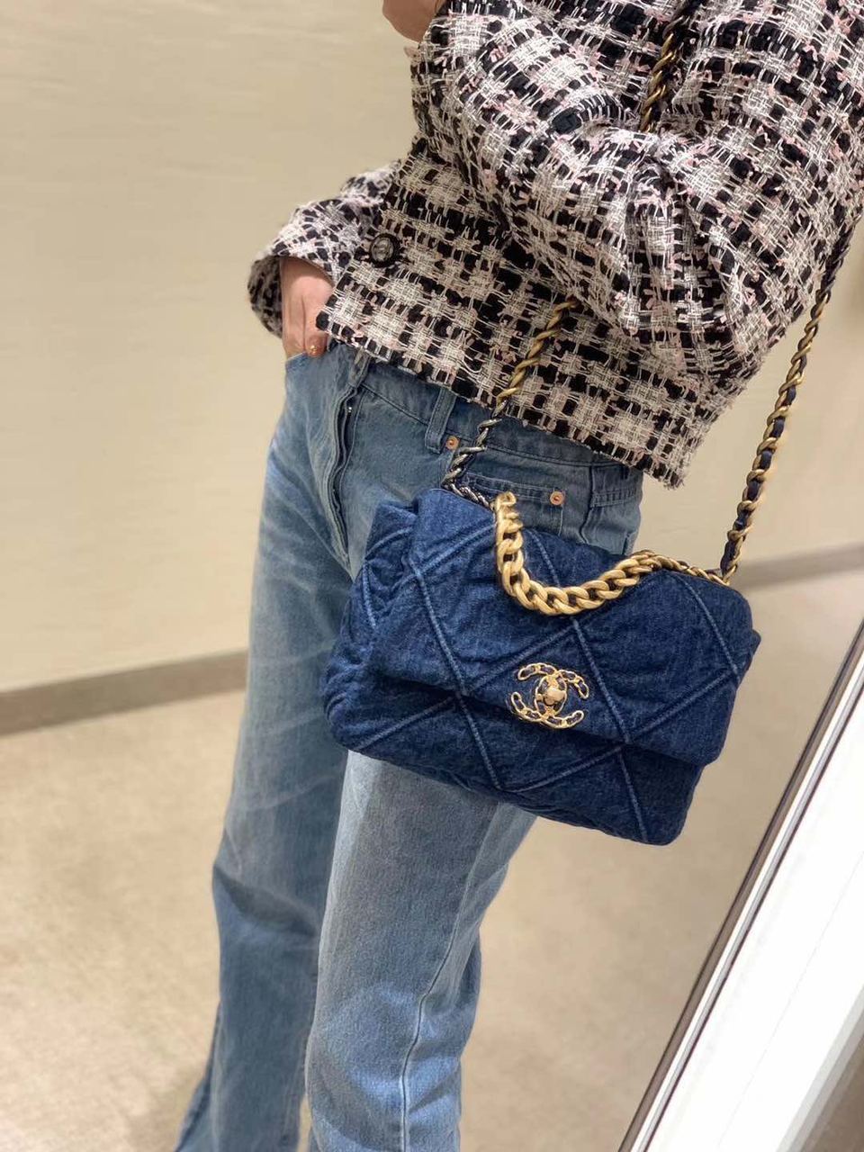 Chanel 19 Handbag Denim Blue For Women GlamIap Bag, Shoulder And Crossbody Bags 10.1in/26cm AS1160 B02876 N6832