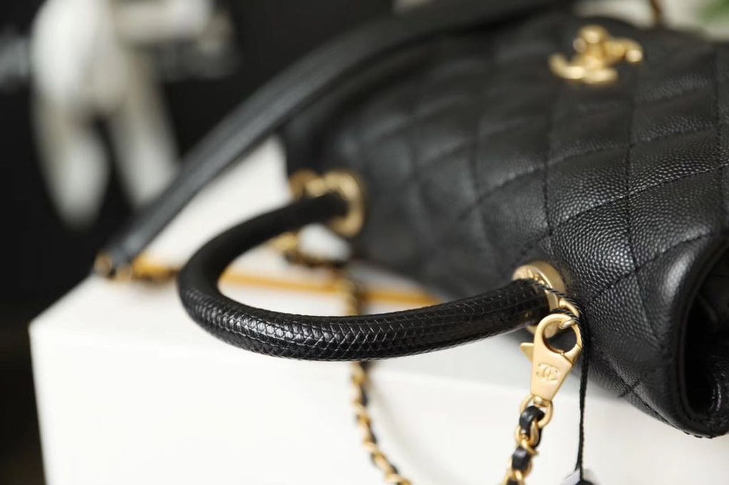 ChanelMeGLAMIum GlamIap Bag With Top Handle Black For Women, WomenÃ¢â‚¬â„¢s Handbags, Shoulder And Crossbody Bags 9in/23cm A92990
