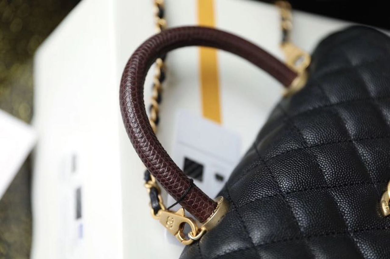 ChanelMeGLAMIum GlamIap Bag With Top Handle Black For Women, WomenÃ¢â‚¬â„¢s Handbags, Shoulder And Crossbody Bags 9in/23cm A92990