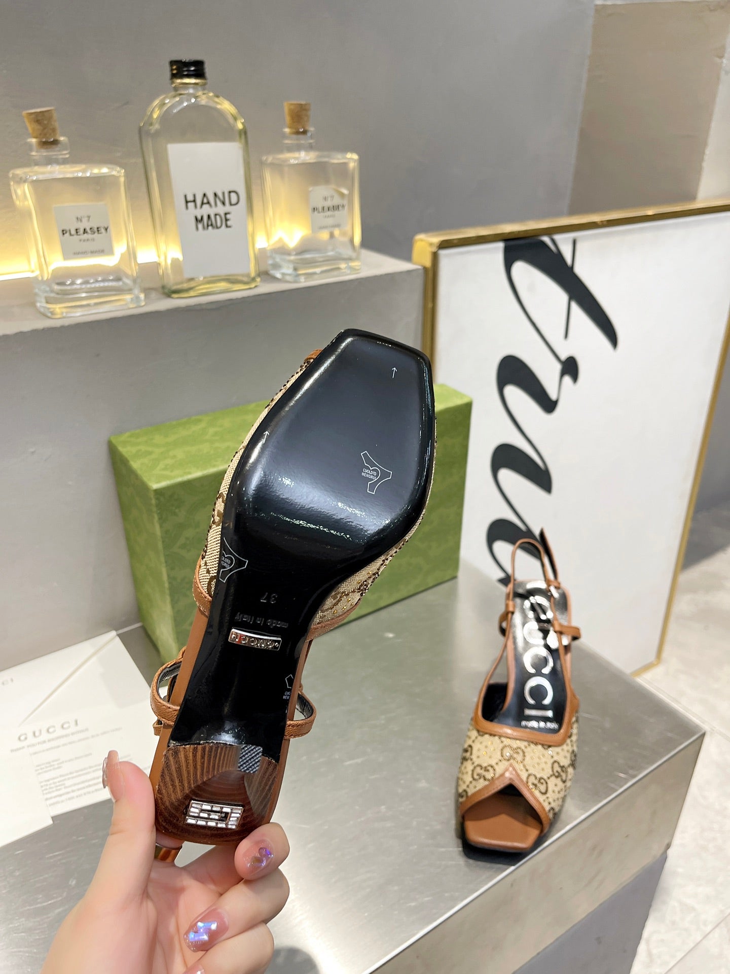 New 1:1 rep Gucci HIGH HEELS 025