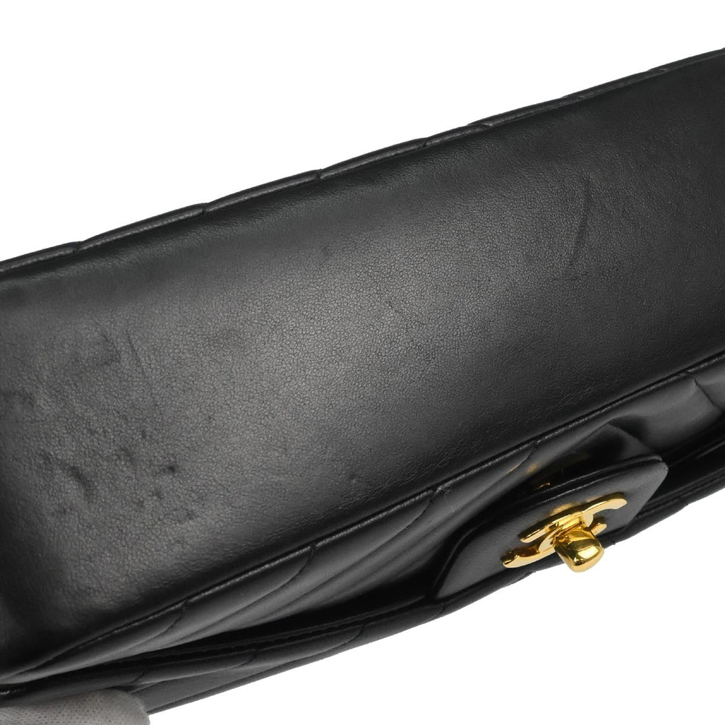 Chanel 1991-1994 Black Lambskin Chevron Medium Classic Double Flap Shoulder Bag