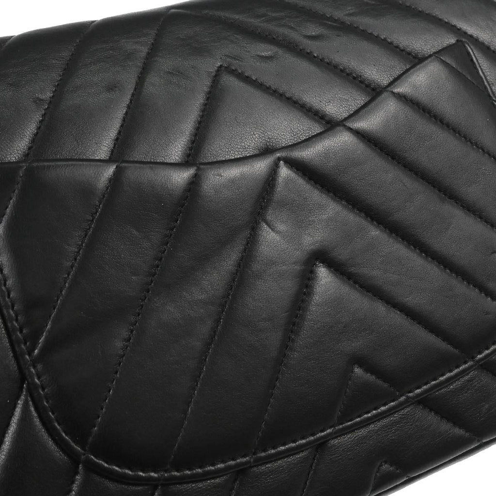 Chanel 1991-1994 Black Lambskin Chevron Medium Classic Double Flap Shoulder Bag