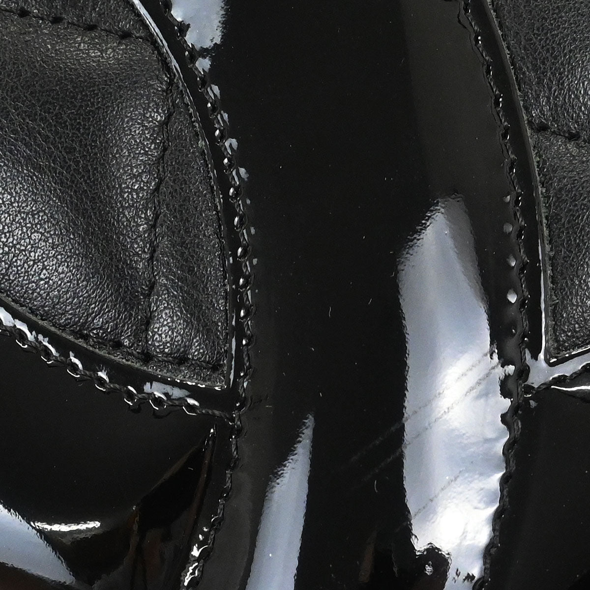 Chanel 2006-2008 Black Calfskin Cambon Ligne Tote Handbag