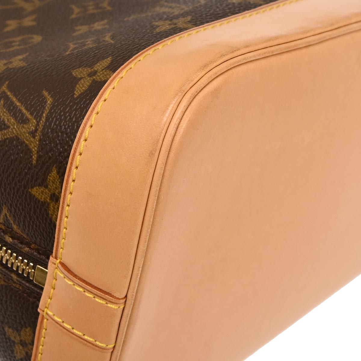 Louis Vuitton 2003 Monogram Alma Handbag M51130