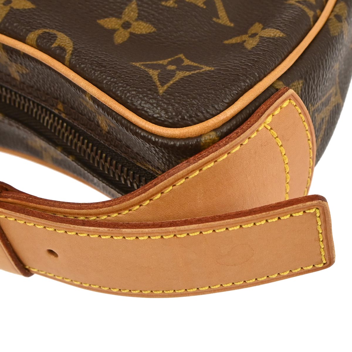 Louis Vuitton 2003 Monogram Croissant MM Handbag M51512