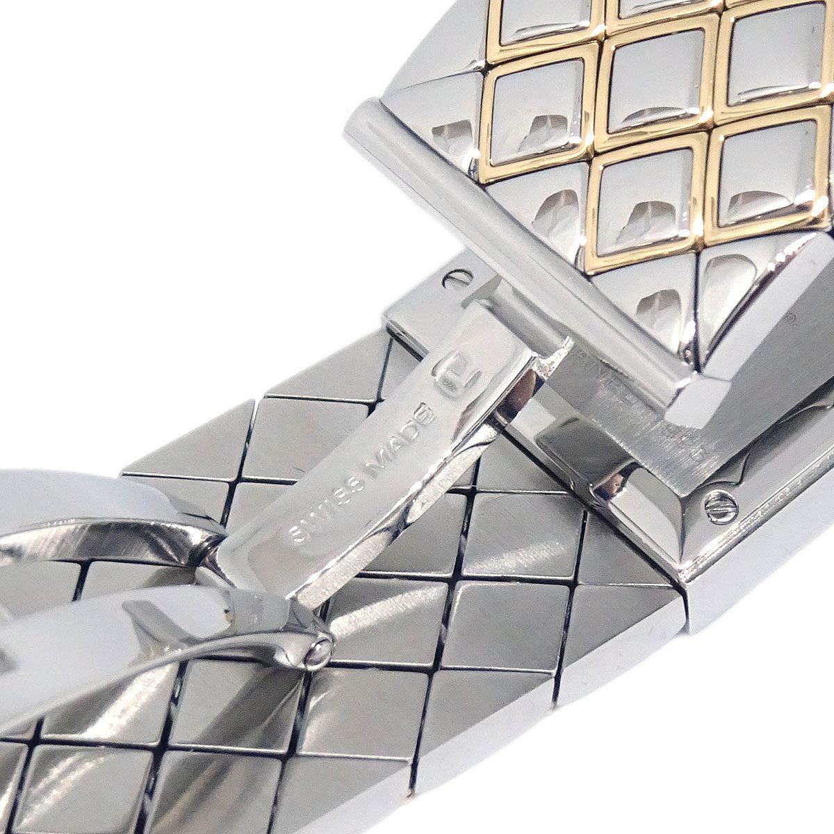 Chanel Matelasse Quartz Watch SS 18KYG