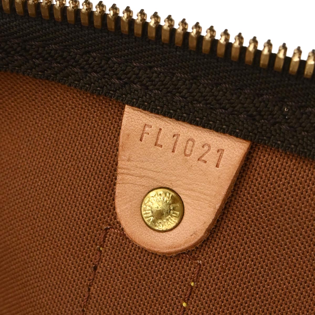 Louis Vuitton 2001 Monogram Keepall 55 Travel Handbag M41424