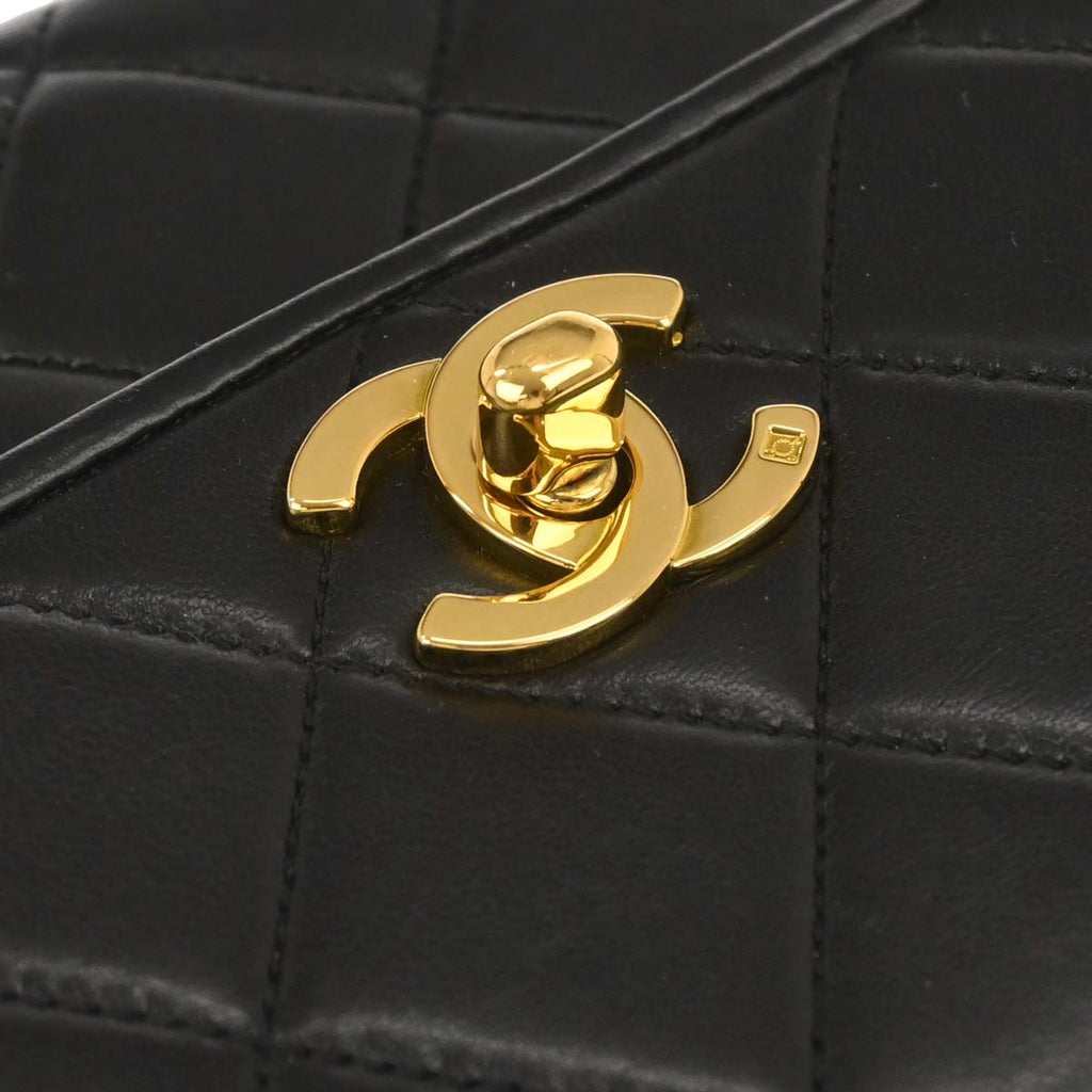 Chanel 1994-1996 Black Lambskin Straight Flap Shoulder Bag