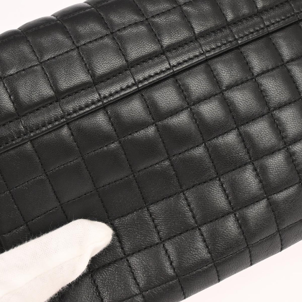 Chanel 2005-2006 Black Lambskin Choco Bar Camellia No.5 CC Clover Handbag