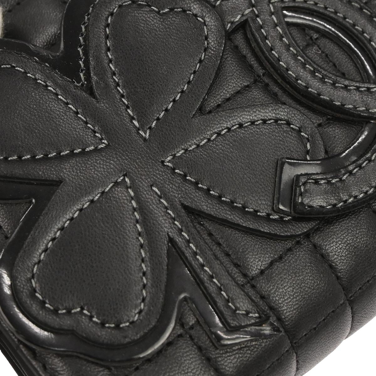 Chanel 2005-2006 Black Lambskin Choco Bar Camellia No.5 CC Clover Handbag