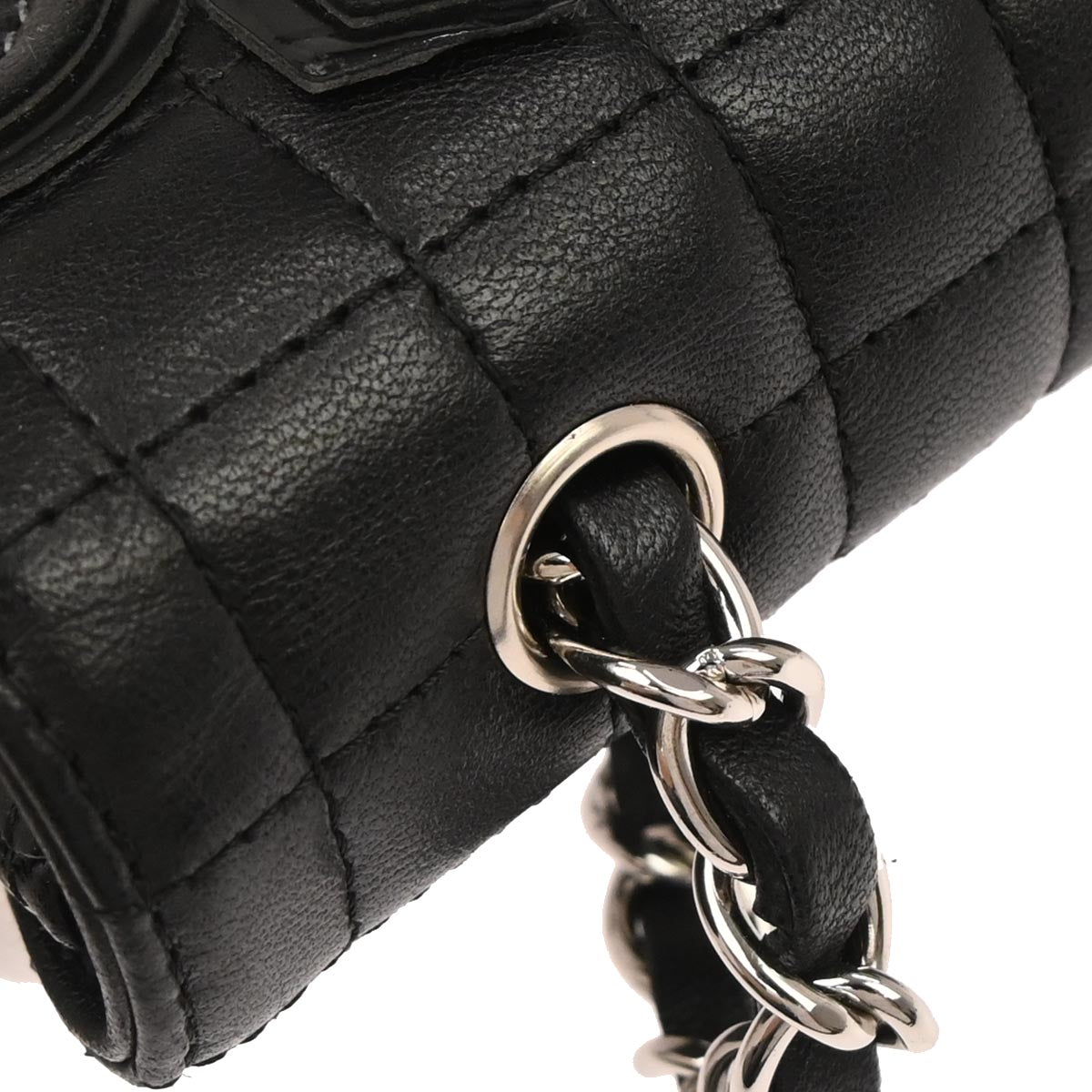 Chanel 2005-2006 Black Lambskin Choco Bar Camellia No.5 CC Clover Handbag