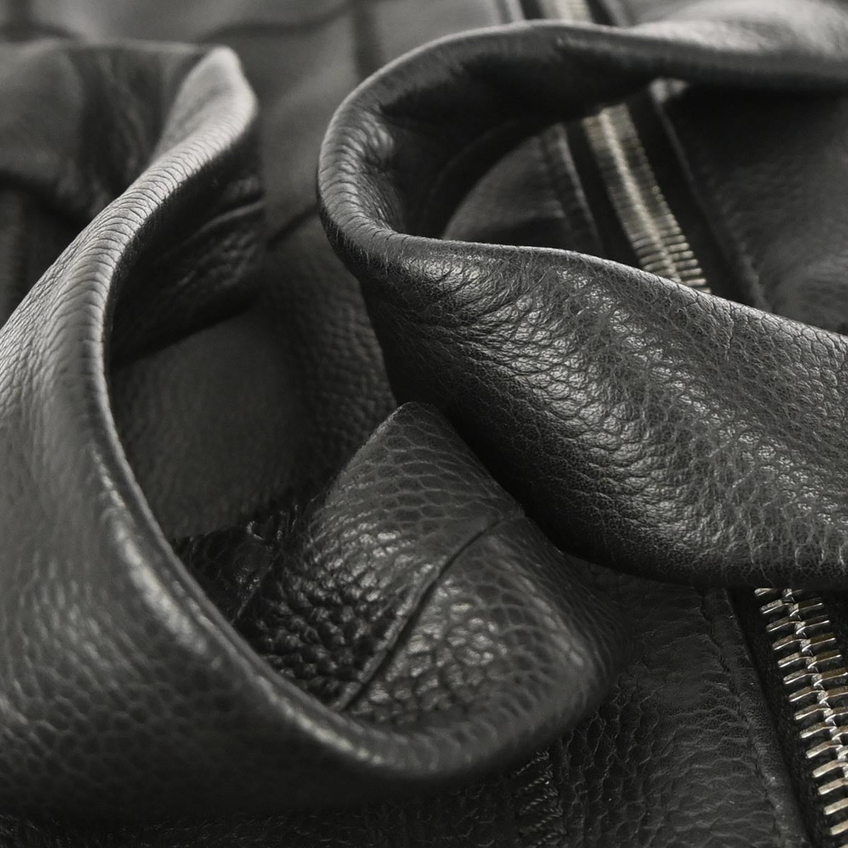 Chanel 2003-2004 Black Caviar Skin Choco Bar Handbag