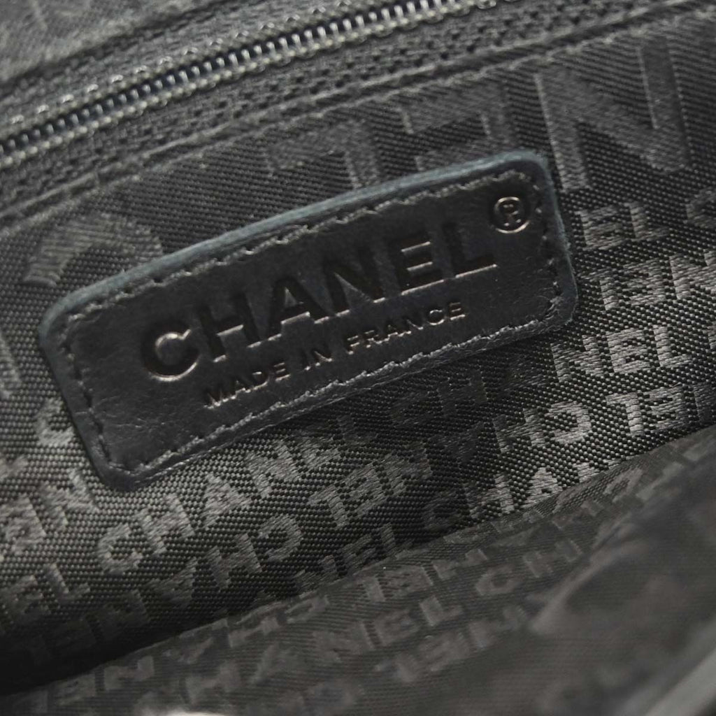 Chanel 2005-2006 Black Lambskin Choco Bar Mademoiselle Lock Handbag
