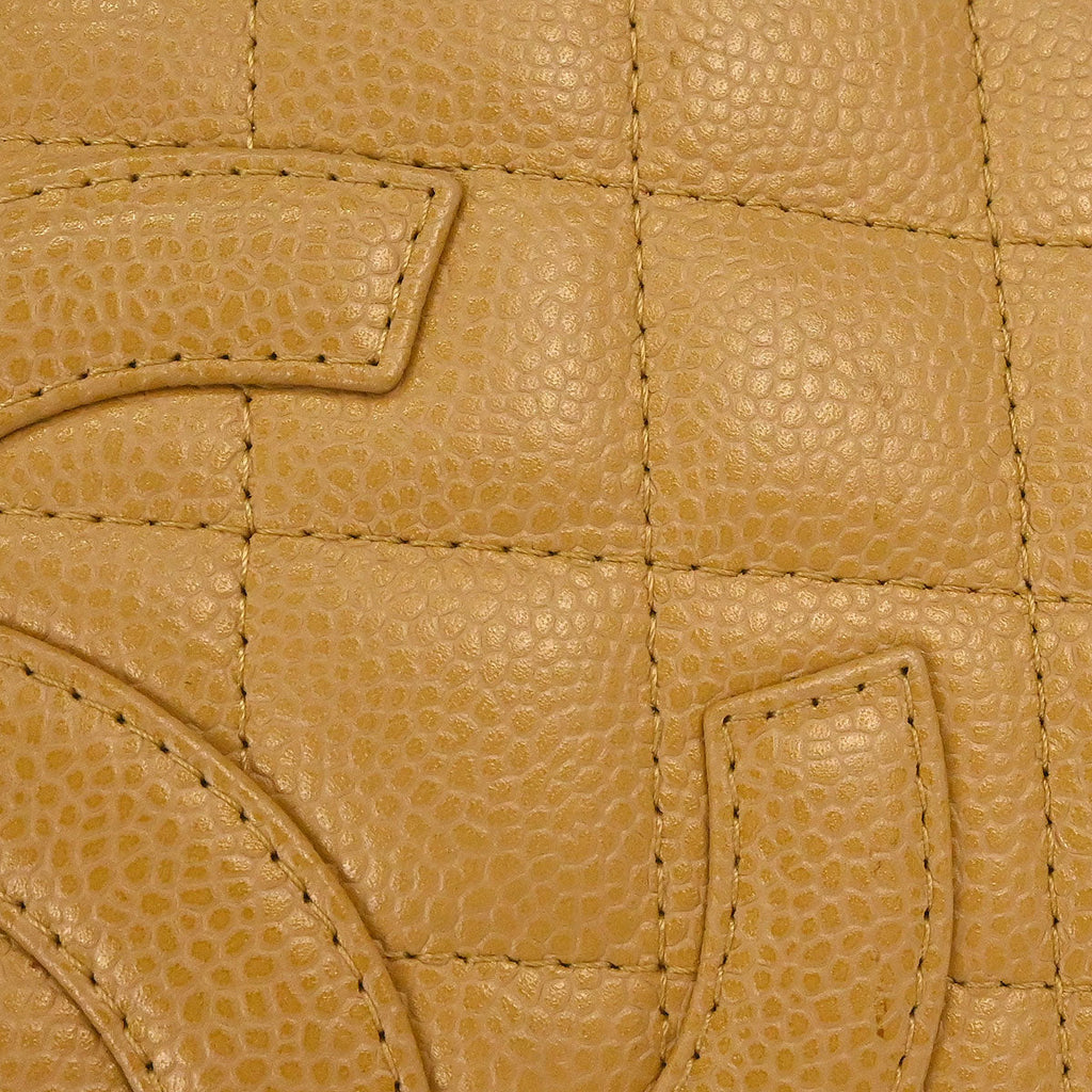 Chanel 2003-2004 Beige Caviar Skin Chain Shoulder Bag