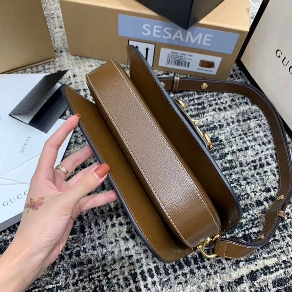 Gucci Horsebit 1955 Shoulder Bag Brown Textured With A Vintage Effect For Women 9.8in/25cm Gucci ‎602204 1DB0G 2361