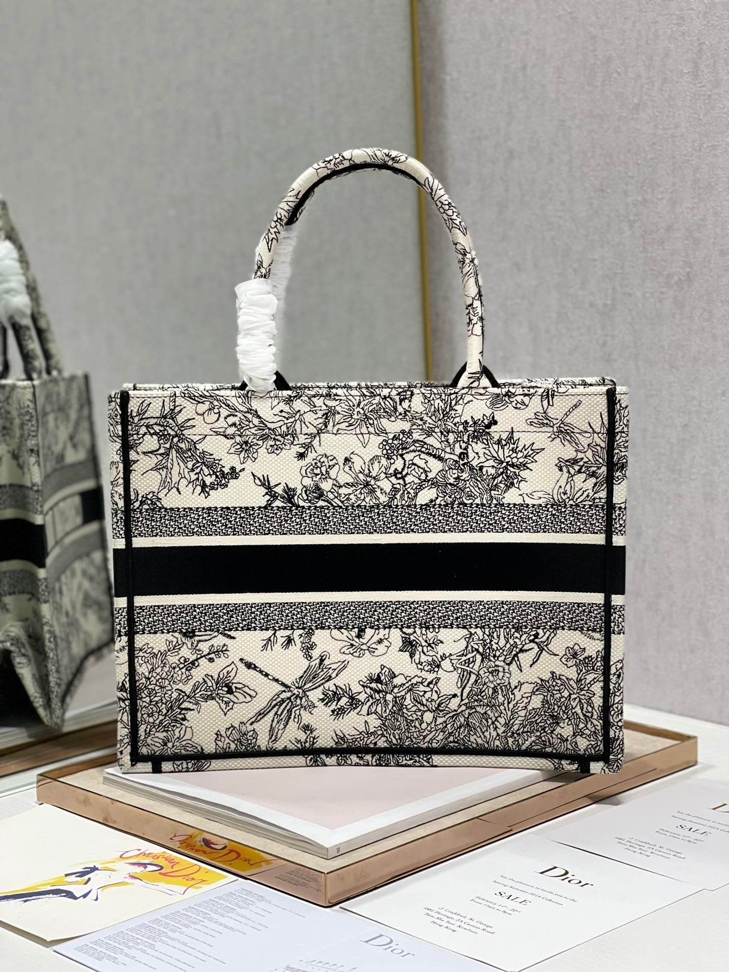 Dior MeDiorum Book Tote Blue Toile de Jouy Flowers Embroidery, Blue/White, For Women Women’s Handbags, Shoulder Bags, 36cm CD