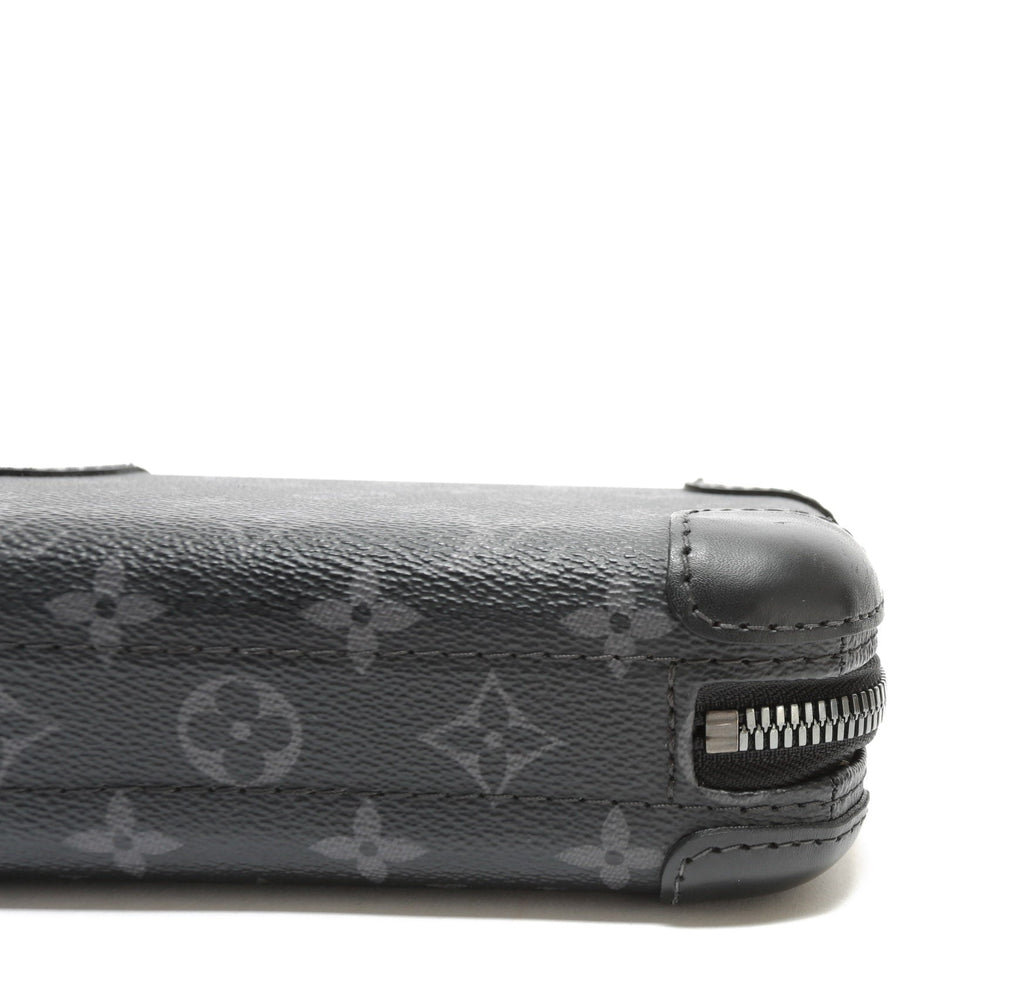 LOUIS VUITTON Horizon Clutch Mono Eclipse