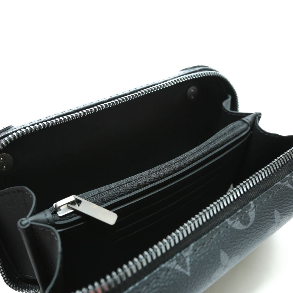 LOUIS VUITTON Horizon Clutch Mono Eclipse