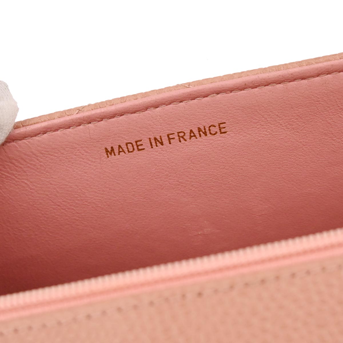Chanel 1994-1996 Pink Caviar Skin Chevron Shoulder Bag