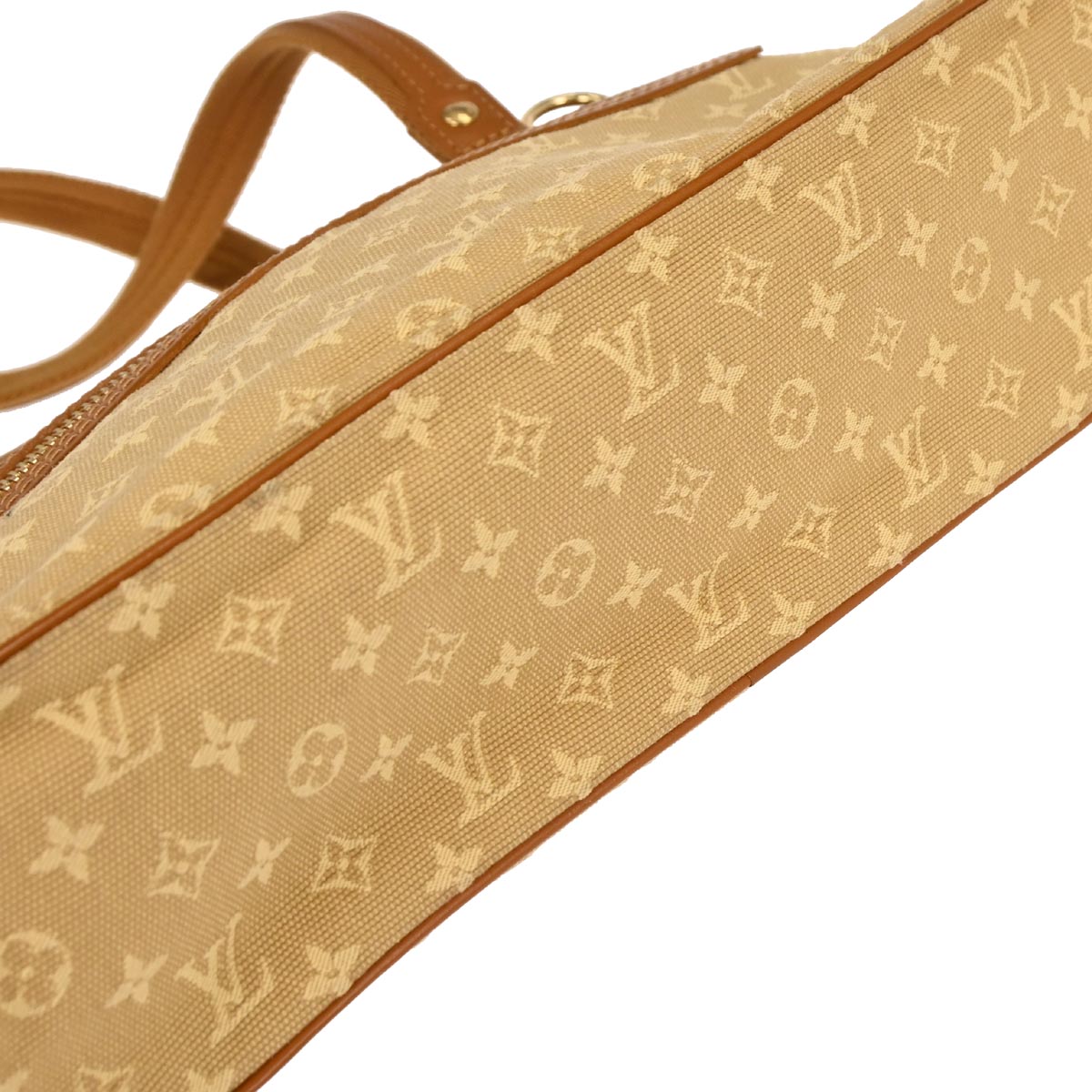 Louis Vuitton 2004 Beige Monogram Mini Lucille PM Handbag M92684
