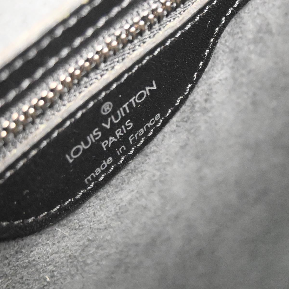 Louis Vuitton 1999 Black Epi Verseau Shoulder Bag M52812