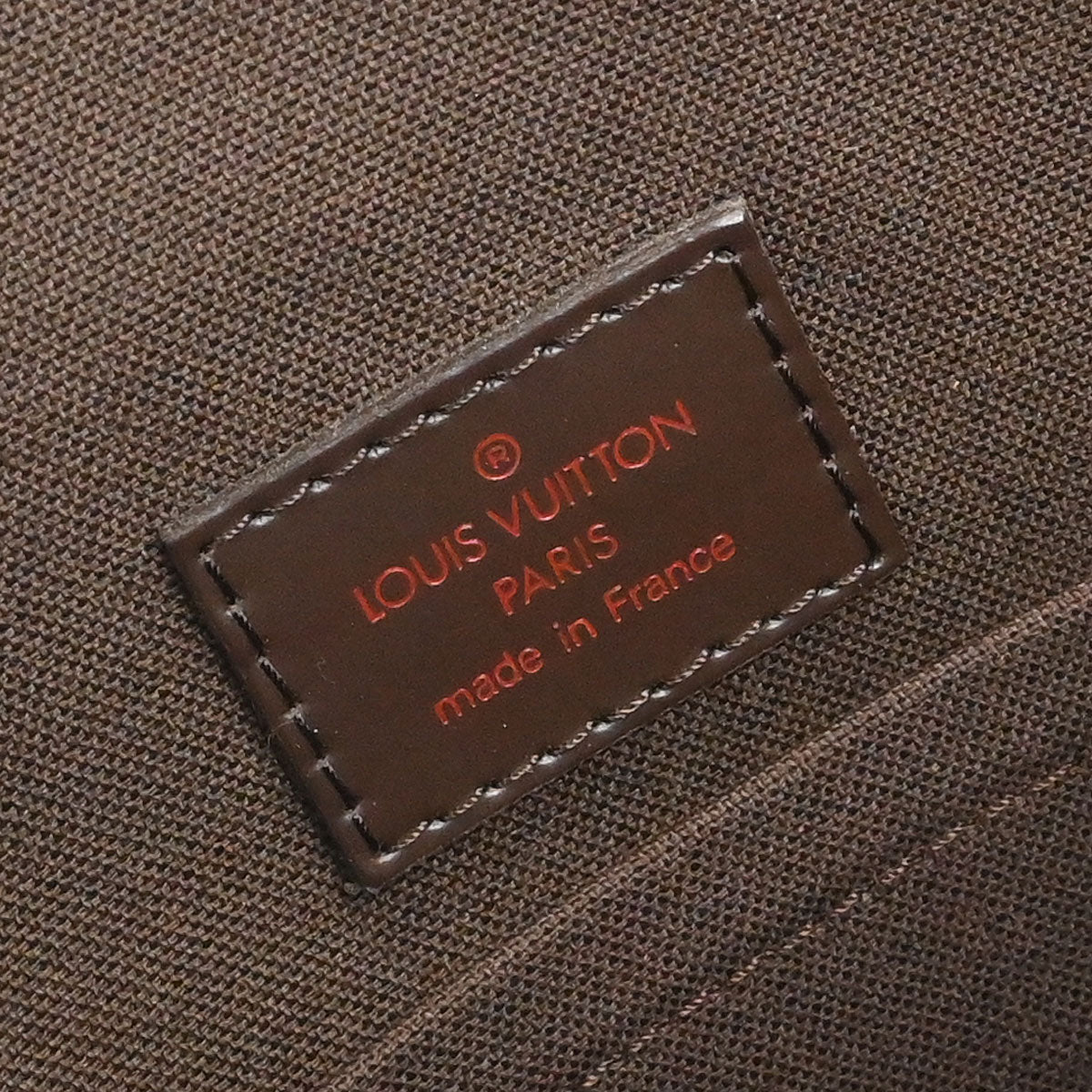Louis Vuitton 2006 Damier Reporter Melville Shoulder Bag N51126