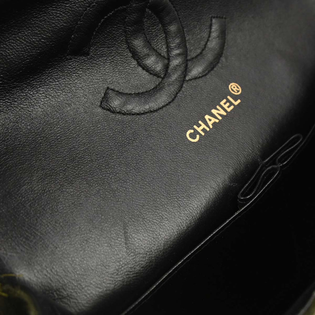 Chanel 1989-1991 Moss Green Wool Medium Classic Double Flap Shoulder Bag