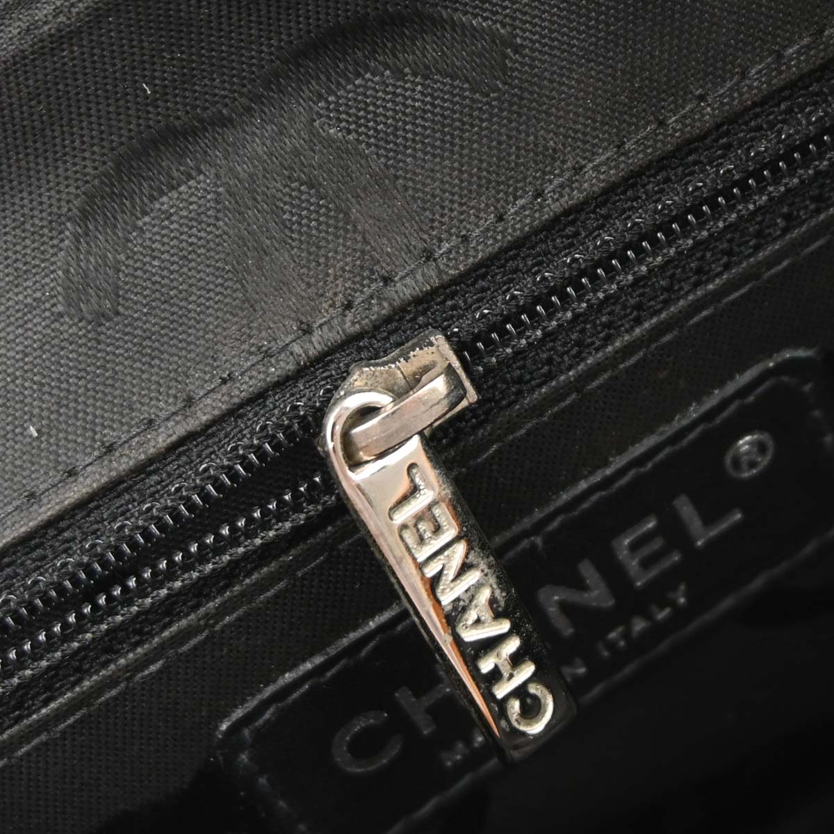 Chanel 2003-2004 Beige Calfskin Cambon Ligne Handbag
