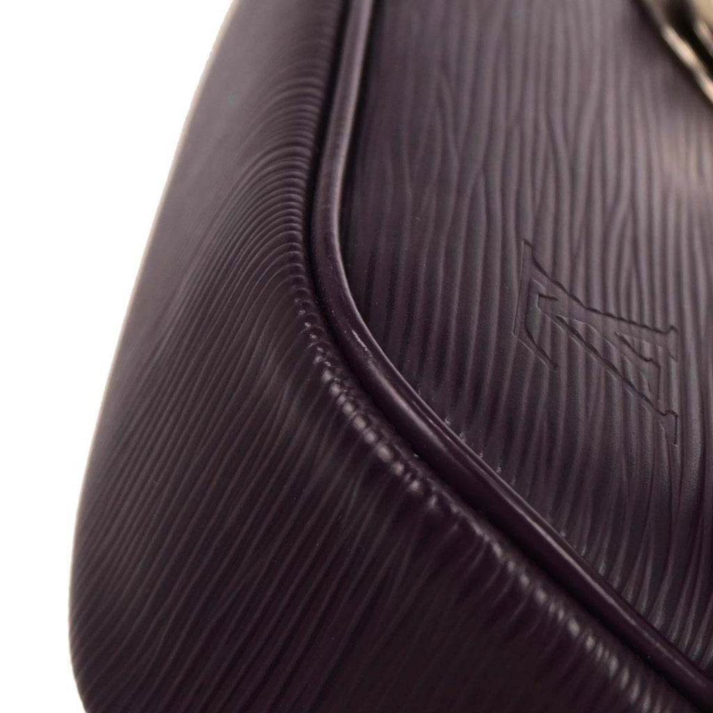 Louis Vuitton 2008 Purple Epi Pochette Montaigne Handbag M5929K