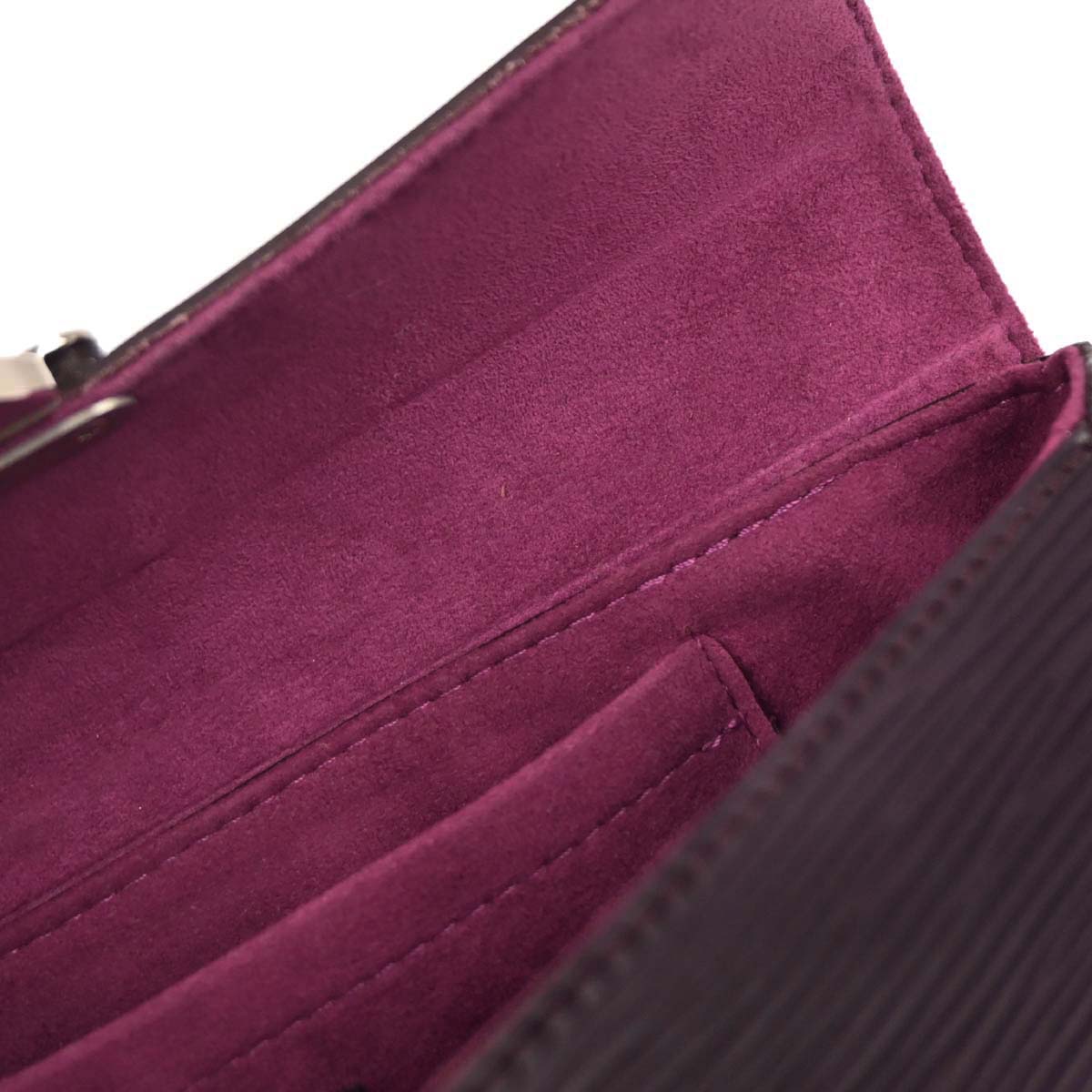 Louis Vuitton 2008 Purple Epi Pochette Montaigne Handbag M5929K