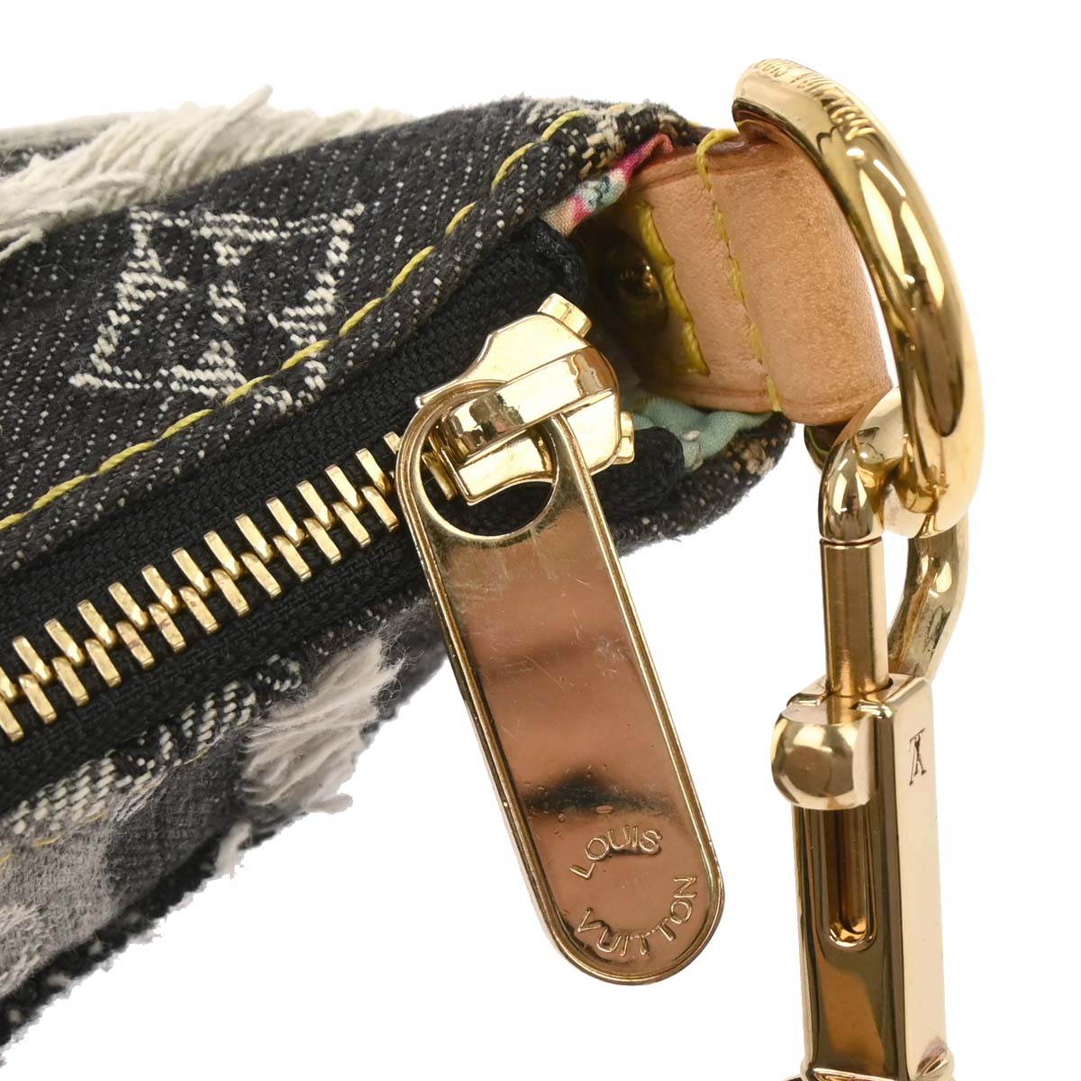 Louis Vuitton 2007 Gray Monogram Denim Patchwork Pouchy Handbag M95383