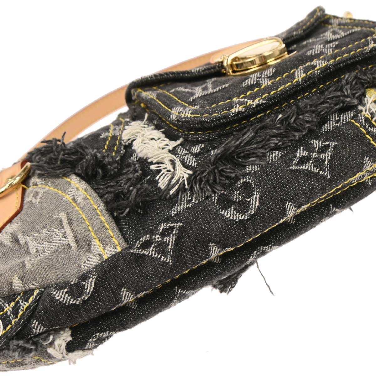 Louis Vuitton 2007 Gray Monogram Denim Patchwork Pouchy Handbag M95383